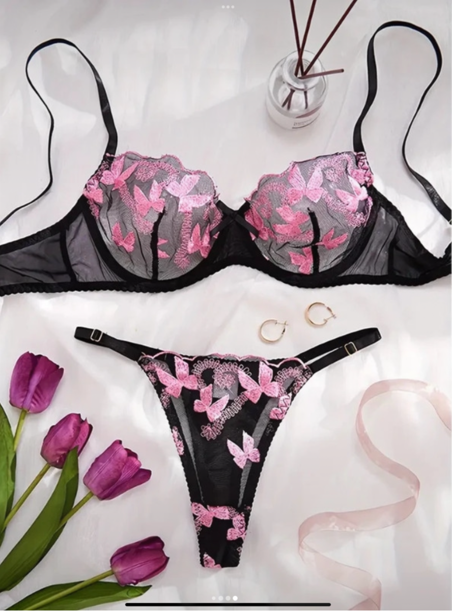 Alluring Floral Embroidery Underwire Bra & Thong Lingerie Set UK